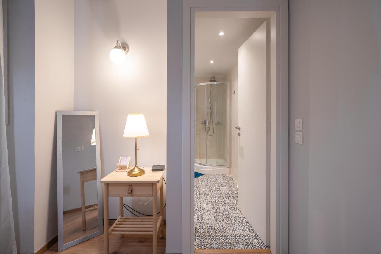 Exclusive Apartment In The Heart Of Athens Exterior photo